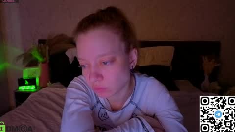 michelle_blond online show from April 28, 1:36 am