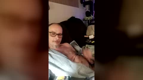 michelparent35 online show from June 21, 5:14 am
