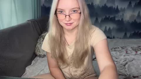 Snapshot of michiko_chan chatting on October 9, 3:12 am Jessy and Steve online show from October 9, 3:12 am