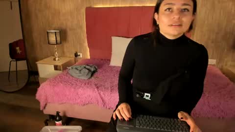 michonne_09 online show from August 3, 9:21 pm