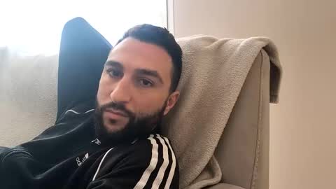 micka695 online show from February 8, 1:03 pm