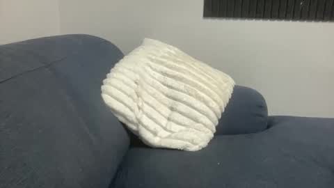 mickarens online show from April 3, 5:53 pm