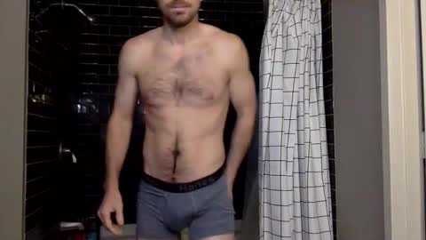 Snapshot of mickey_mic chatting on October 22, 6:53 pm mickey_mic online show from October 22, 6:53 pm