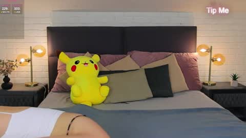 micky___love online show from June 27, 7:42 pm
