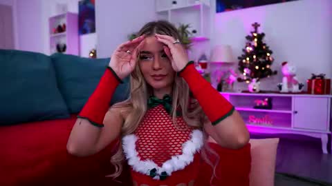 Alice online show from December 20, 7:21 pm