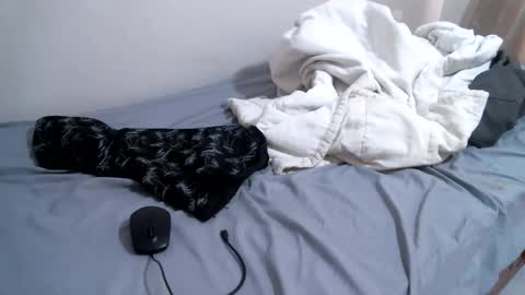 midnightasiko online show from May 15, 11:29 am