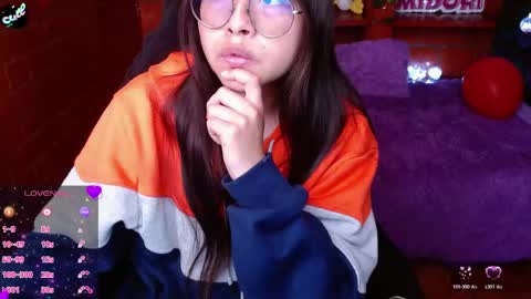 Midori 7u7 online show from May 5, 3:29 pm