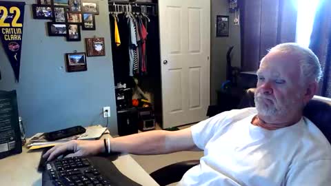 midwestdad09 online show from May 1, 5:18 pm