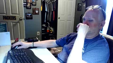 midwestdad09 online show from April 29, 2:44 pm