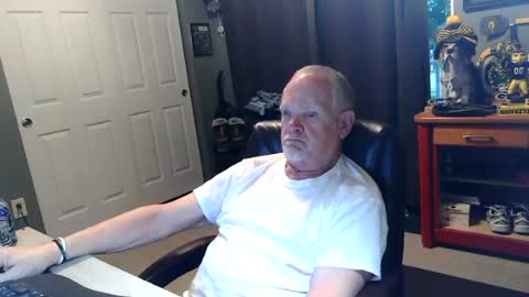 midwestdad09 online show from June 18, 1:00 am