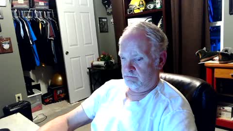 midwestdad09 online show from July 31, 1:17 am