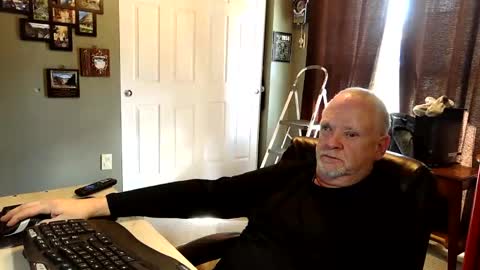 midwestdad09 online show from October 30, 7:14 pm