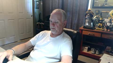 midwestdad09 online show from June 20, 6:47 pm