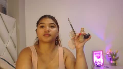 miel online show from July 11, 1:36 pm