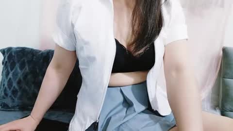 Mie online show from October 27, 2:22 am