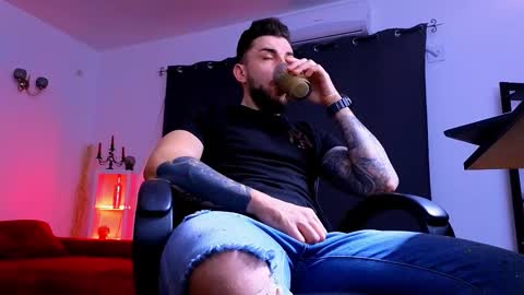 MightyAaron online show from February 2, 3:37 am