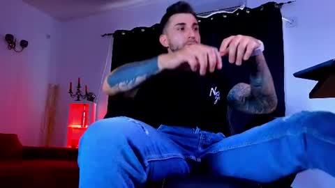 MightyAaron online show from July 6, 3:03 pm