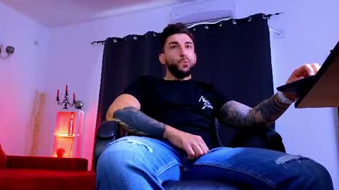 MightyAaron online show from July 12, 3:21 am