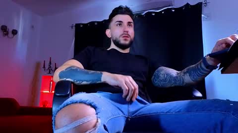 MightyAaron online show from October 30, 10:05 am