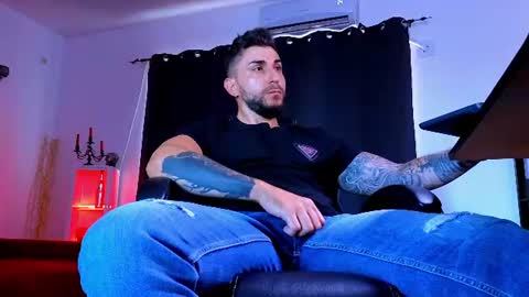 MightyAaron online show from August 1, 9:55 am