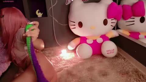   online show from June 6, 12:11 pm