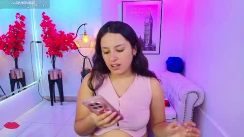 Miia online show from November 14, 8:00 pm