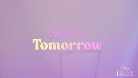 Mia online show from April 30, 8:57 pm