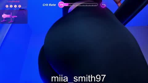 mia online show from December 14, 10:05 pm