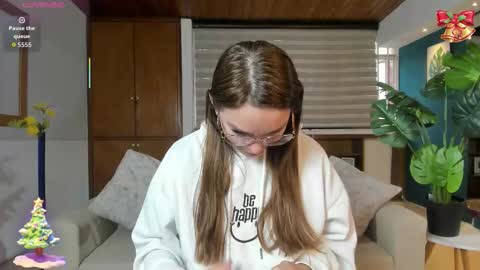 Miia 3 online show from December 15, 12:01 pm