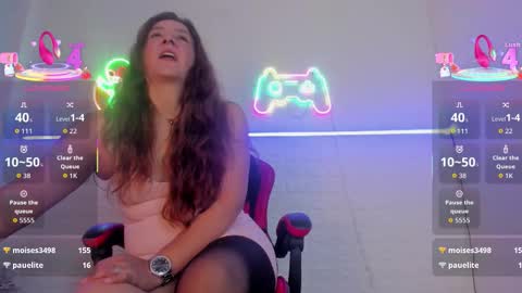 miiss_evaa online show from October 17, 12:09 pm