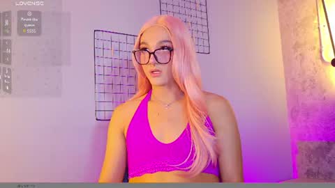 mika_velvet online show from June 28, 2:46 pm