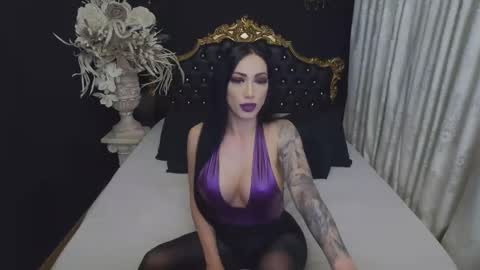 Mikaela online show from February 28, 5:33 am