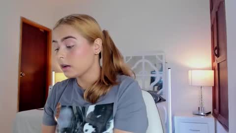 Mikaela blondie bigass online show from February 7, 12:30 pm