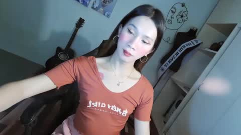 ELLA online show from March 1, 1:29 pm