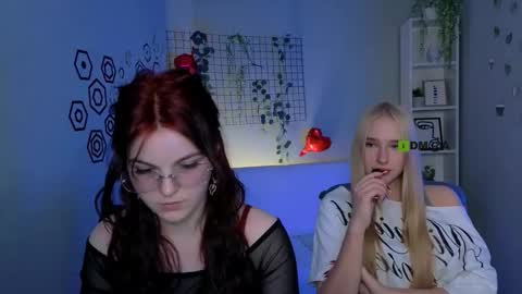 Mika online show from March 5, 9:24 pm