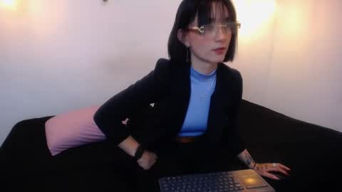mikaza online show from March 18, 1:06 pm