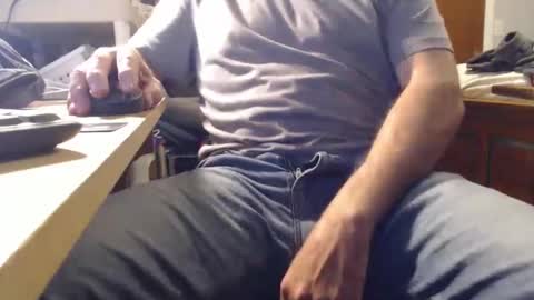 mike69forfun online show from April 6, 6:42 pm