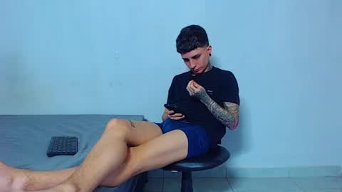 Mike IMDEPENDIENT MODEL online show from April 29, 2:38 am