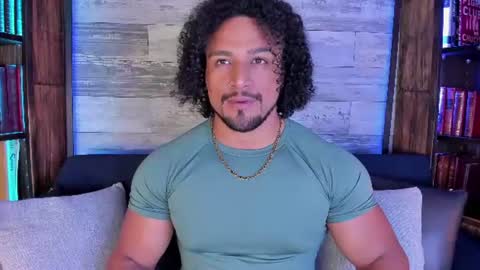   online show from August 1, 8:05 am