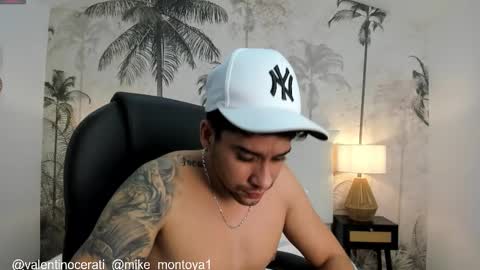 Snapshot of mike_montoya chatting on October 12, 3:10 am Mike Montoya online show from October 12, 3:10 am