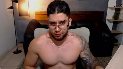 Mike Montoya online show from June 30, 10:40 pm