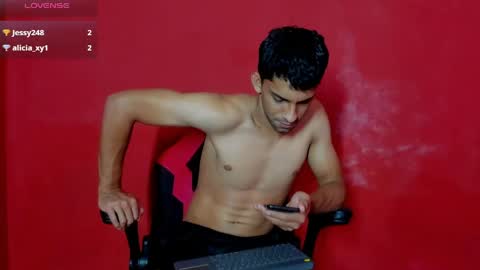mike_shelby21 online show from May 1, 11:32 pm