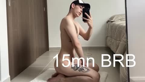 Mikebelf4 online show from February 11, 2:37 am