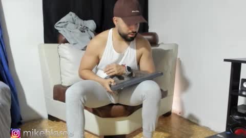 mikeblaree online show from November 8, 5:05 pm