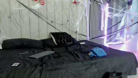 mikey_banji online show from October 27, 12:49 pm