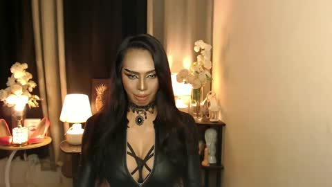 Mistress MikeyAlawi online show from March 8, 4:01 am