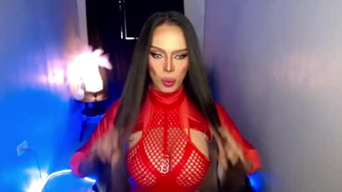 Mistress MikeyAlawi online show from April 10, 10:31 am
