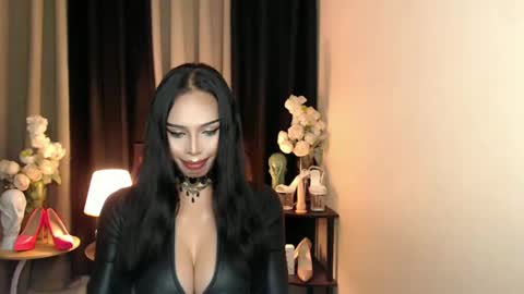 Mistress MikeyAlawi online show from January 4, 11:54 am