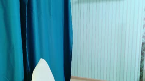 mikka_blush online show from August 3, 8:15 pm