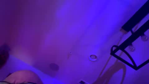 Mikkah online show from February 19, 10:53 pm